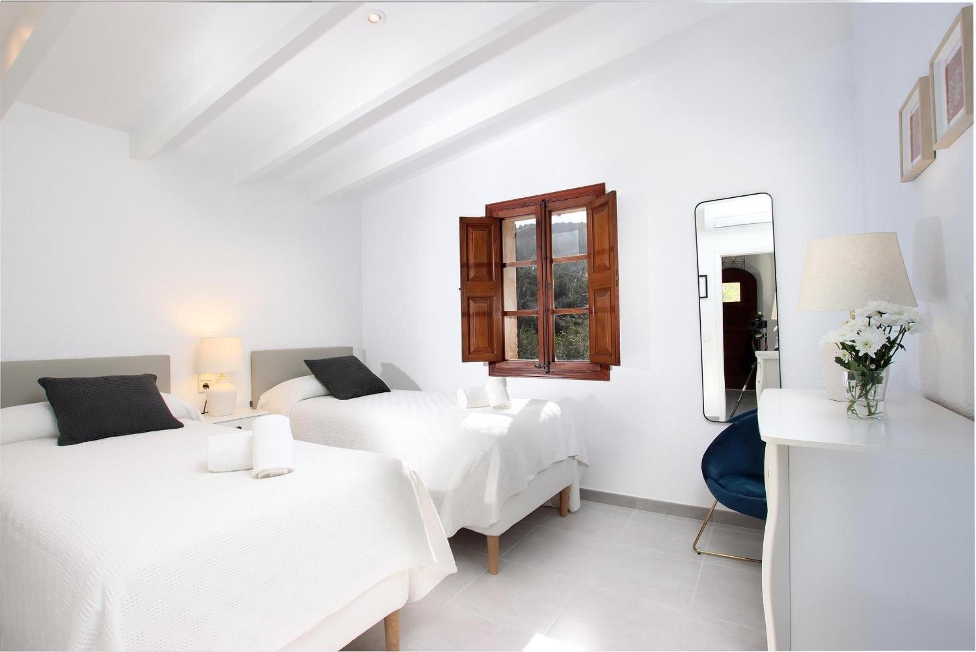 Beeindruckende Grosse Papa Mit Privatpool Ferienhaus
